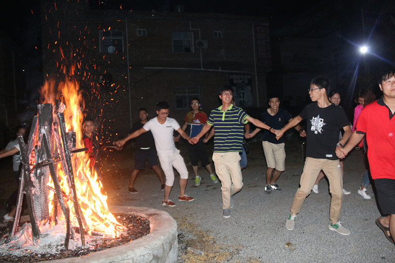 1539397296803390.jpg 10.jpg